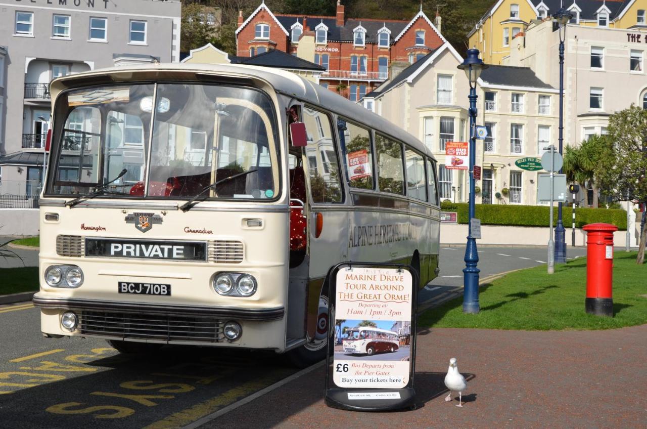 Audley Guest House Llandudno Buitenkant foto